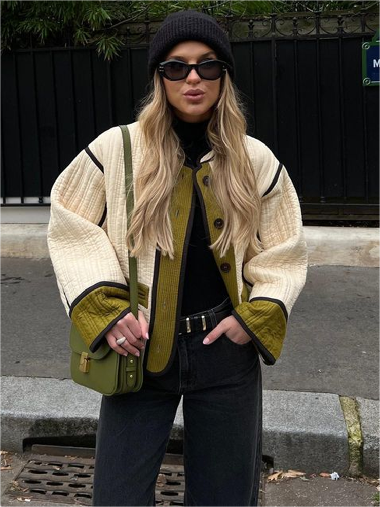 Gewatteerd Dames Bomberjas met Biezen en Wijde Mouwen