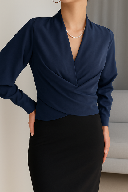Lola - Satijnen blouse met elegante uitstraling