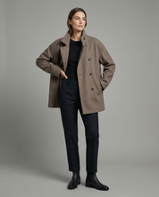 Celia | Elegant, Comfortable &amp; Modern Women’s Cropped Jacket 1