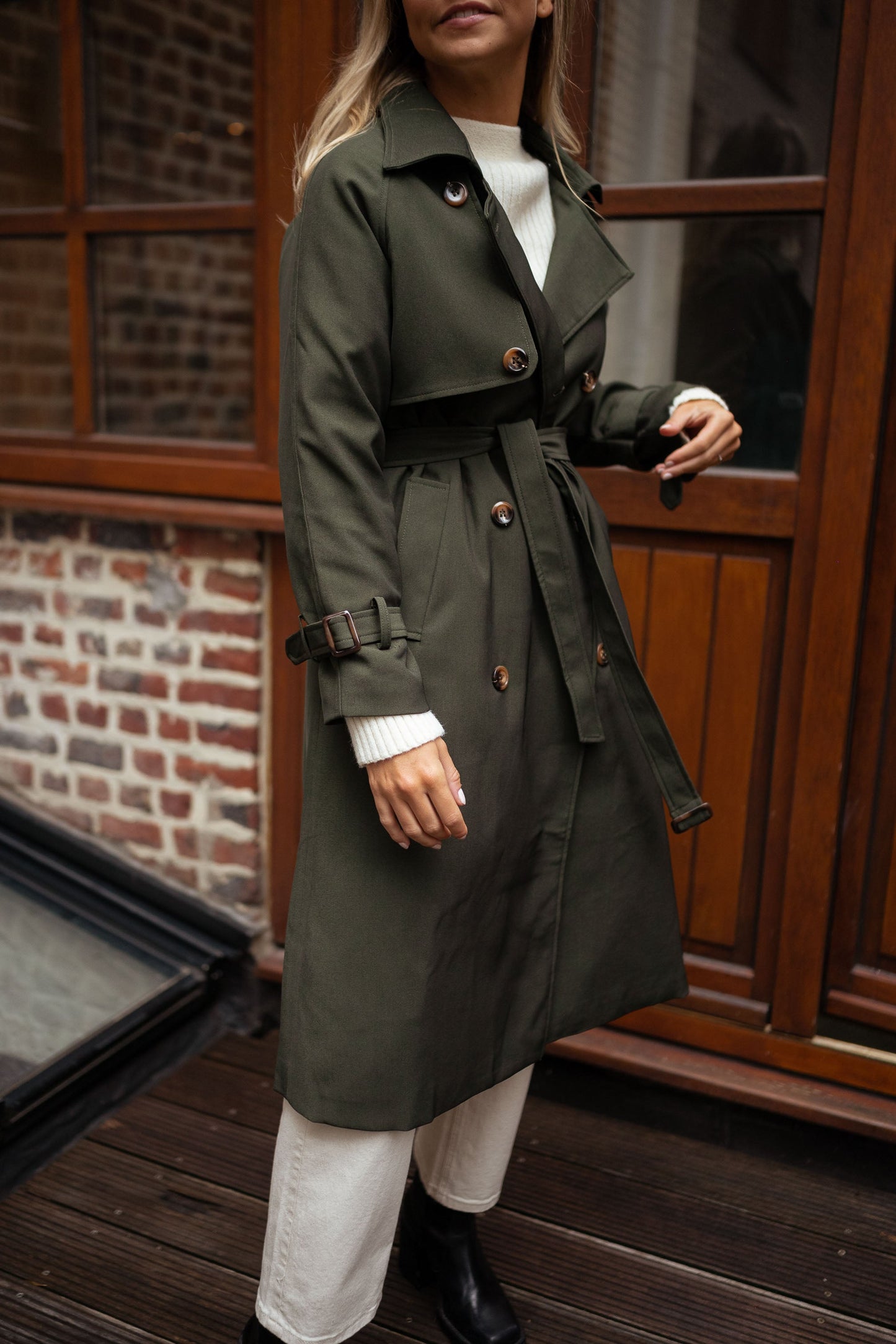 Elegante Vrouwen Midi Trenchcoat Dubbelrijig met Ceintuur