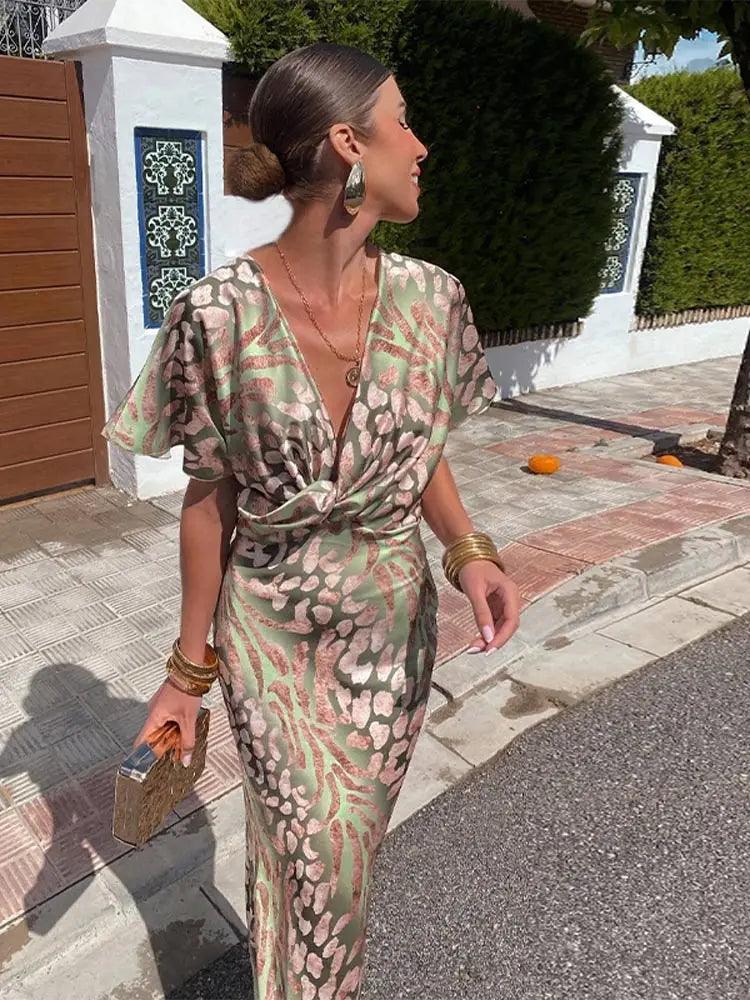 Fien - Midi jurk met bloemenprint V-hals plissé