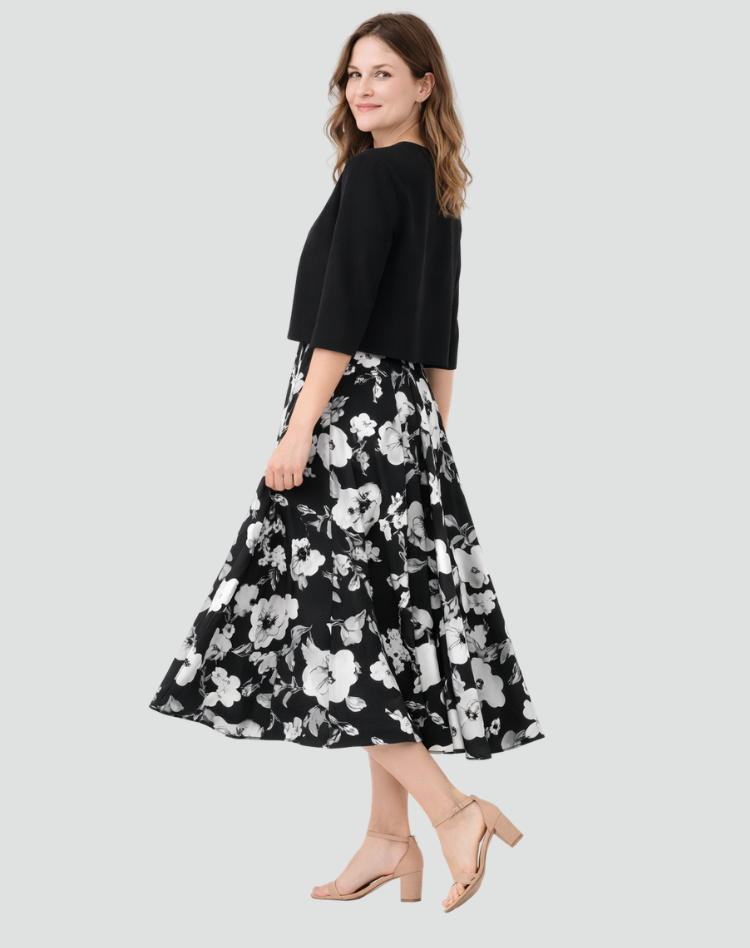 Ensemble deux pièces avec robe midi fleurie et veste courte