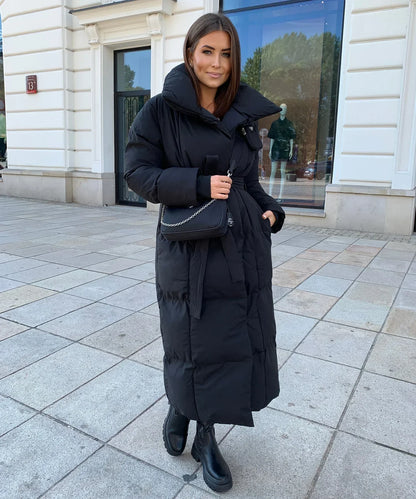 Vrouwen Chic Lange Puffer Winterjas met Tailleriem en Hoge Kraag
