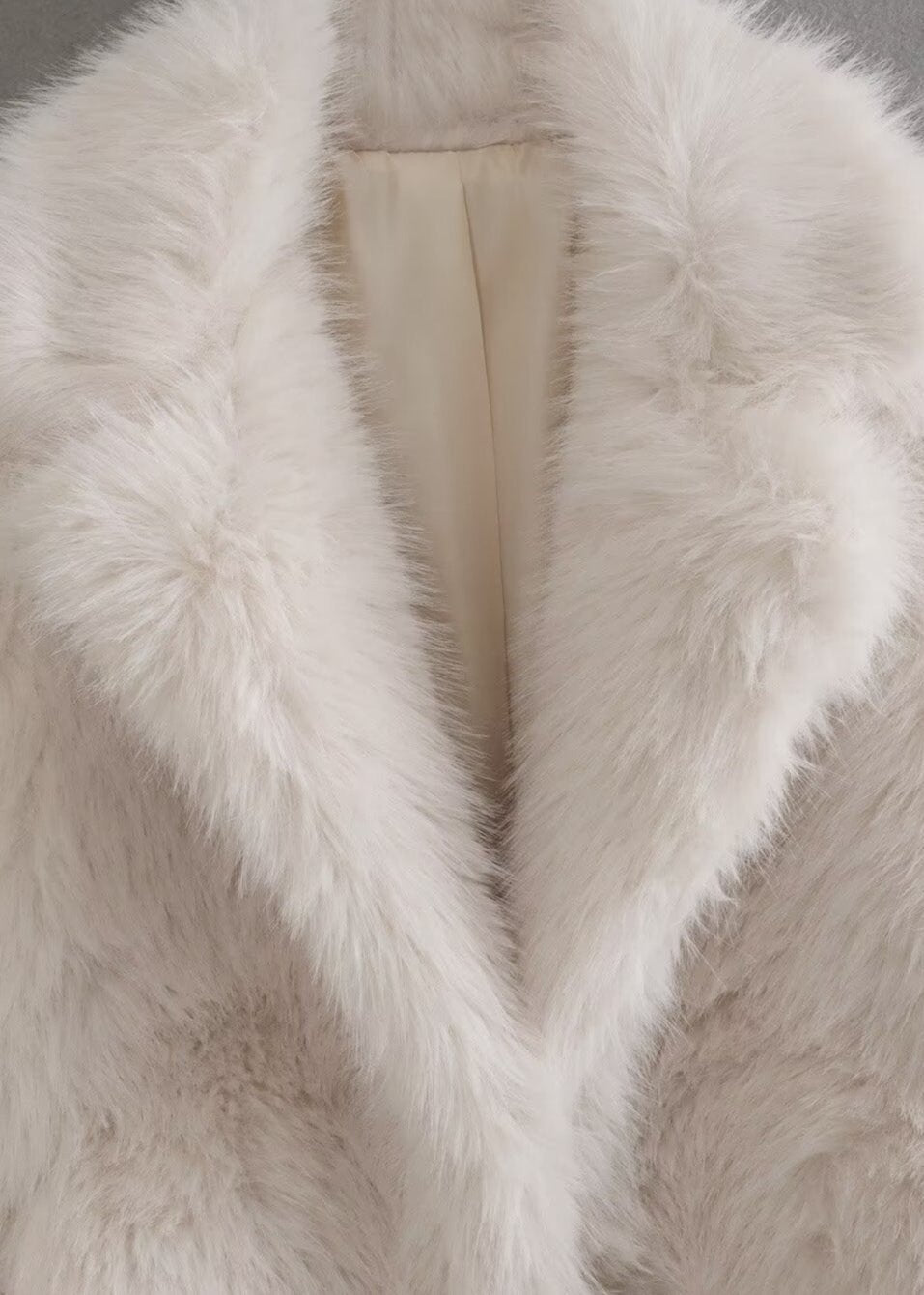 Stijlvolle Witte Korte Faux Fur Winterjas voor Dames