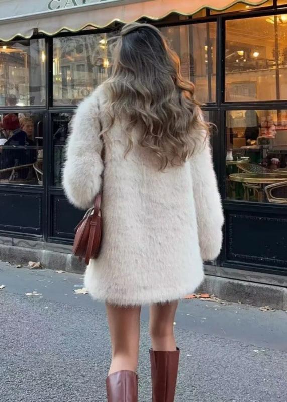 Stijlvolle Witte Korte Faux Fur Winterjas voor Dames