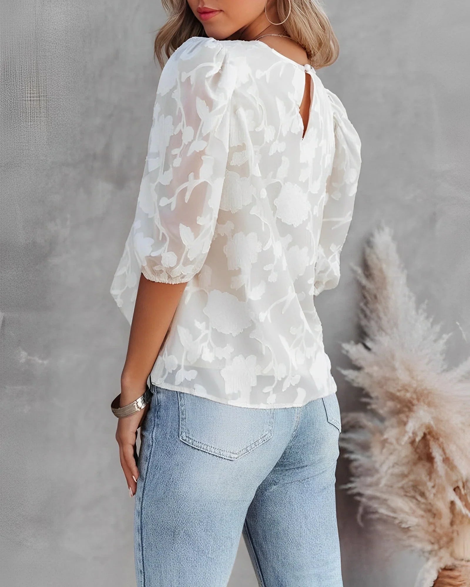 Blouse à motif floral avec manches bouffantes pour femmes