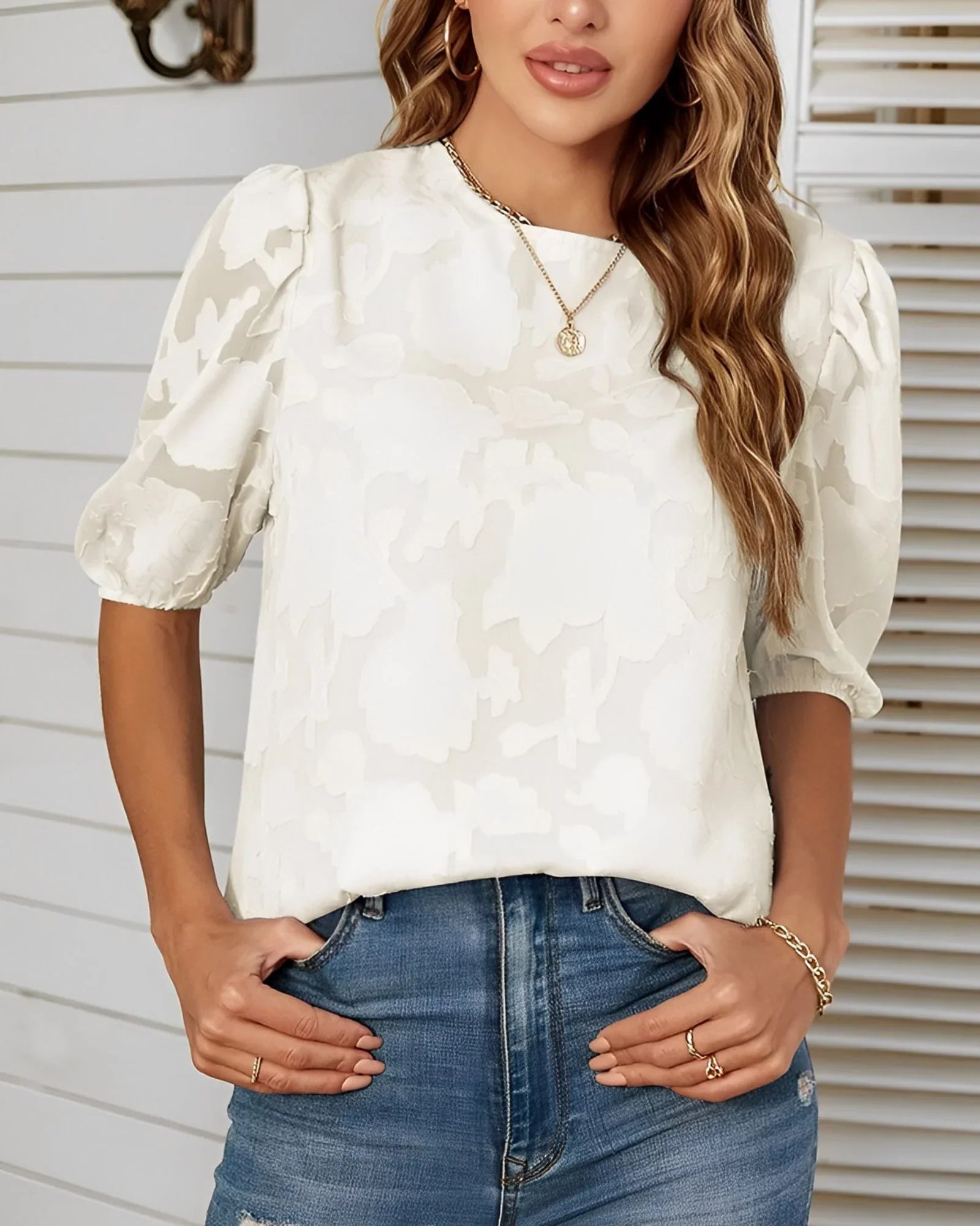Blouse à motif floral avec manches bouffantes pour femmes