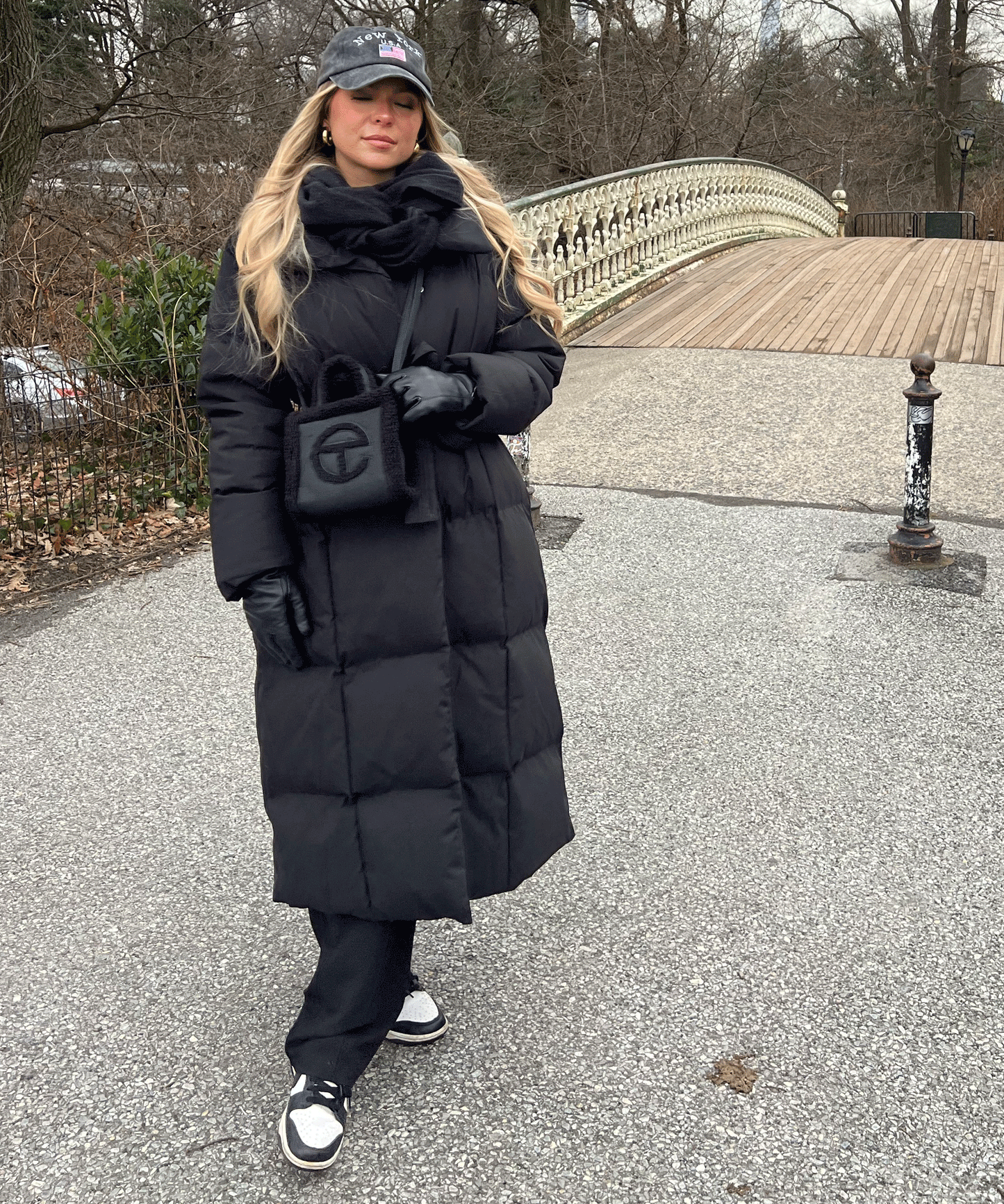 Lange Gewatteerde Puffer Winterjas met Riem en Hoge Kraag voor Vrouwen