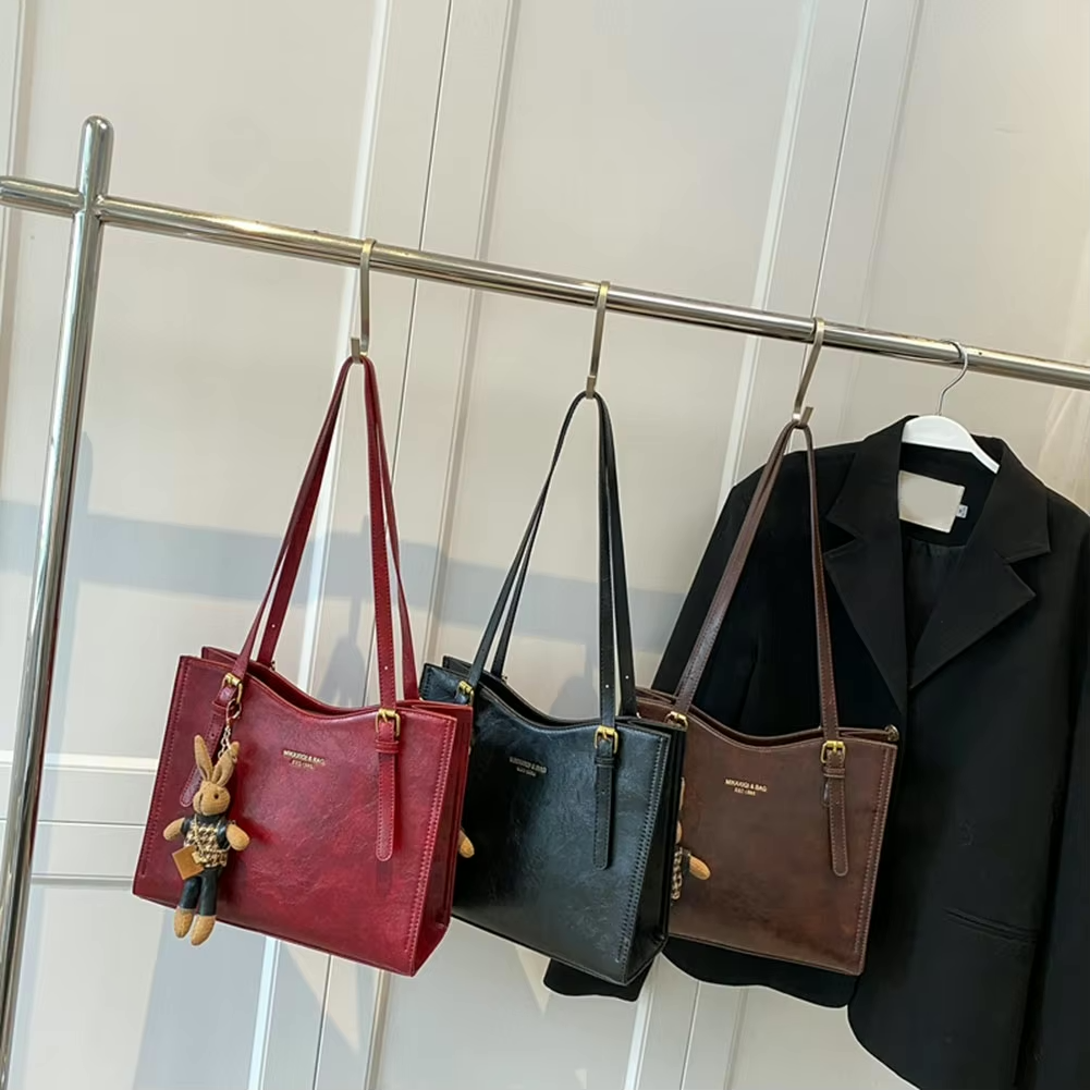 Sac à bandoulière fantaisie pour femme avec pendentif lapin et fermeture éclair