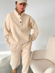 l'ensemble sweat adapté aux tenues polyvalentes.