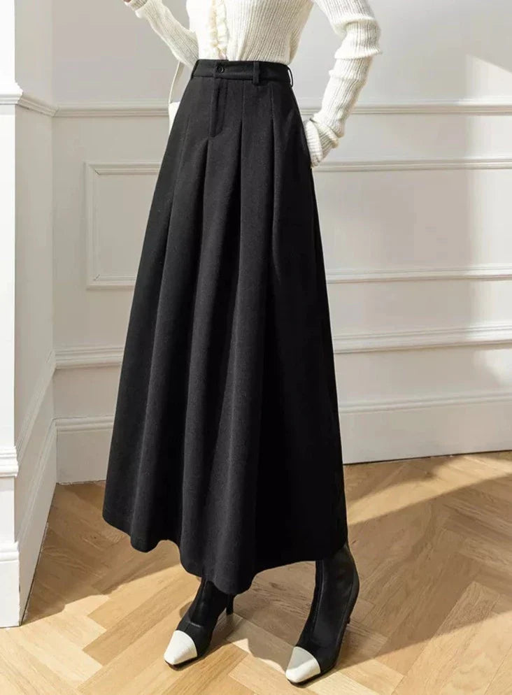 Elegante Maxi spódnica z wysokim stanem i głębokimi zakładkami