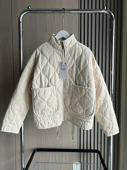 Zinnia – Gewatteerde Everyday Jas | Zakdetail
