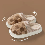 Warm Slippers with Checkered Pattern for Women