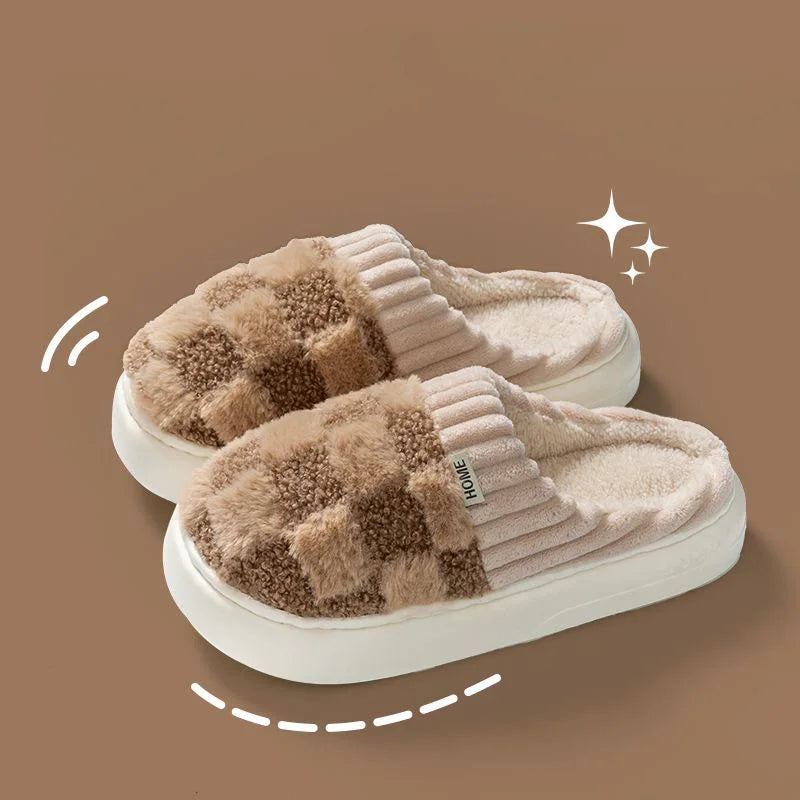 Warm Slippers with Checkered Pattern for Women
