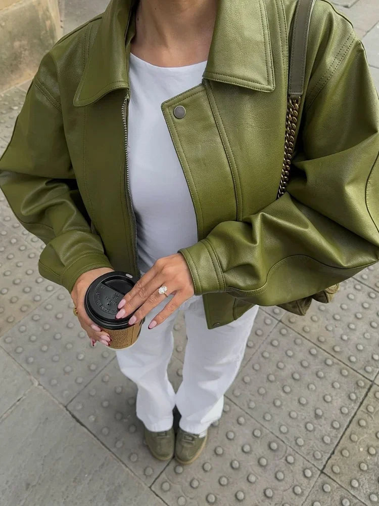 Trendy Oversized Groen Leren Jas voor Dames Met Relaxte Pasvorm