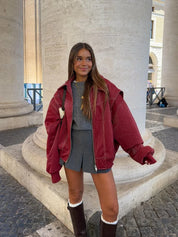 Rood Oversized Dames Bomberjack Stijlvol en Trendy