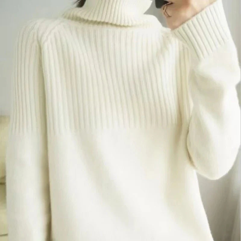 Elegante Warme Dames Coltrui En Geribde Details