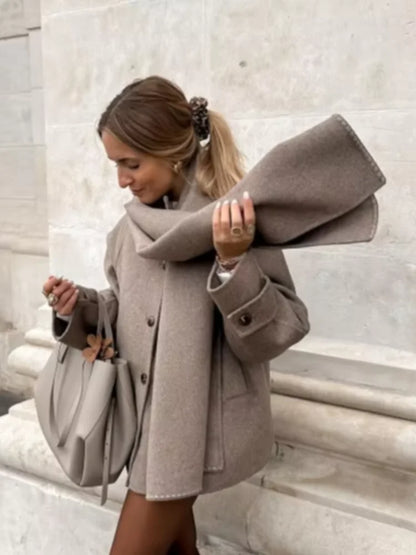 Bruine Wollen Winterjas Stijlvol Oversized met Sjaal Dames