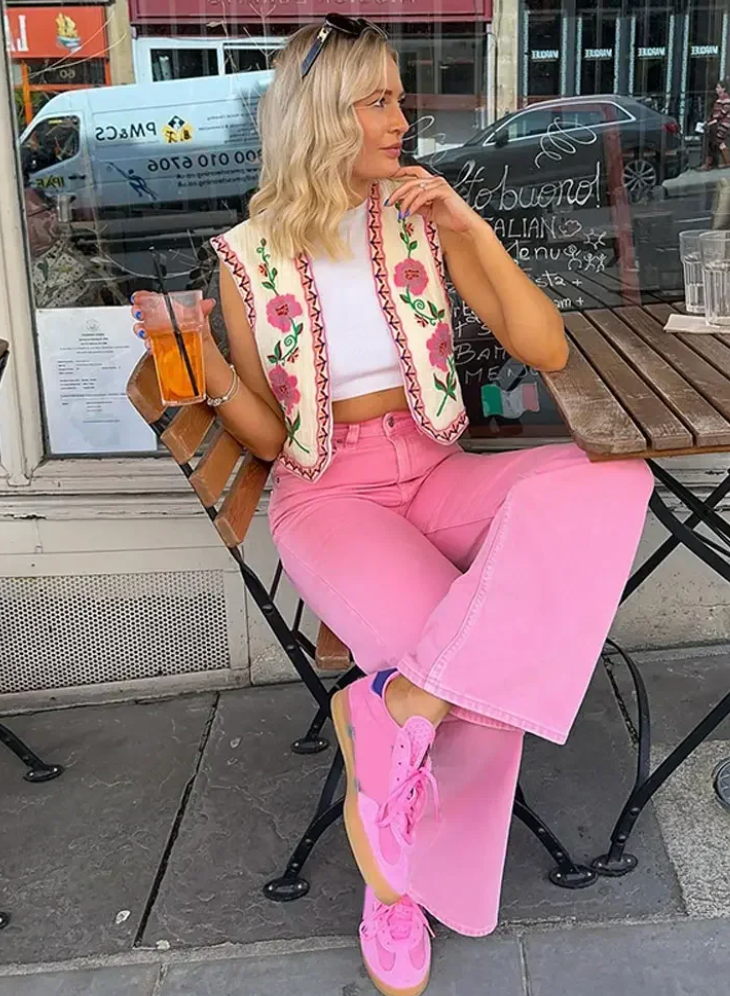 Mirthe - Gilet à fleurs sauvages avec broderies florales