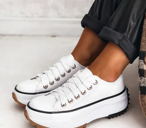 Trendy Platform Dames Sneakers Met Veters En Grove Zool