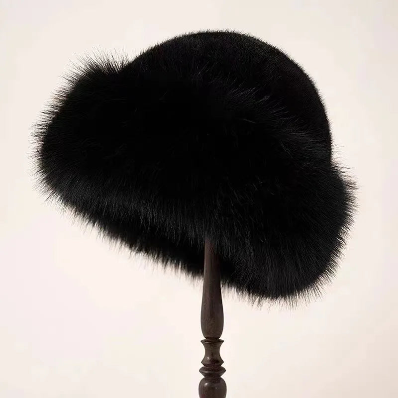 Women's Warm Chic Winter Hat with Soft Faux Fur Trim
