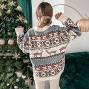 Warm Knitted Christmas Sweater with Reindeer Motif Oversized for Women