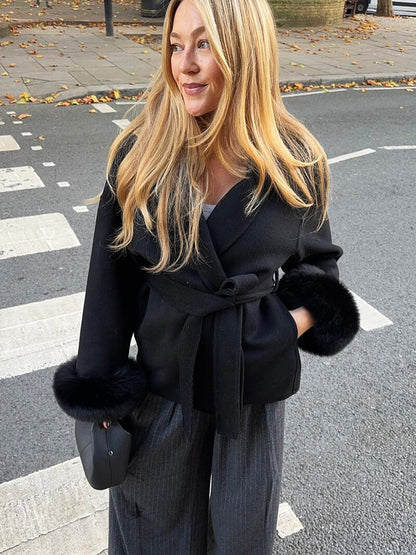 Dames Wollen Mantel met Sjaalkraag Ceintuur en Imitatiebont Manchetten