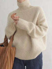 Pull col roulé tricoté chaud pour femme avec coupe oversize