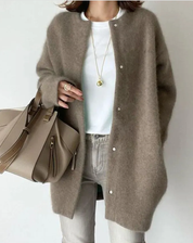 Zachte Lange Dames Cardigan Met Knoopsluiting