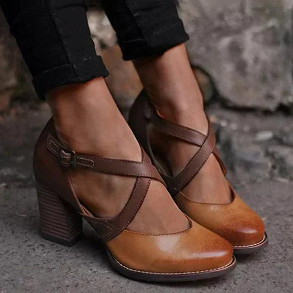Escarpins femme Bruine avec brides croisées et talon bloc