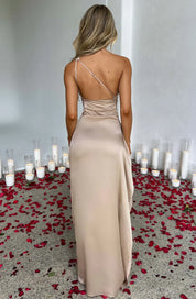 Elegant Satin One-Shoulder Maxi Evening Dress with High Slit