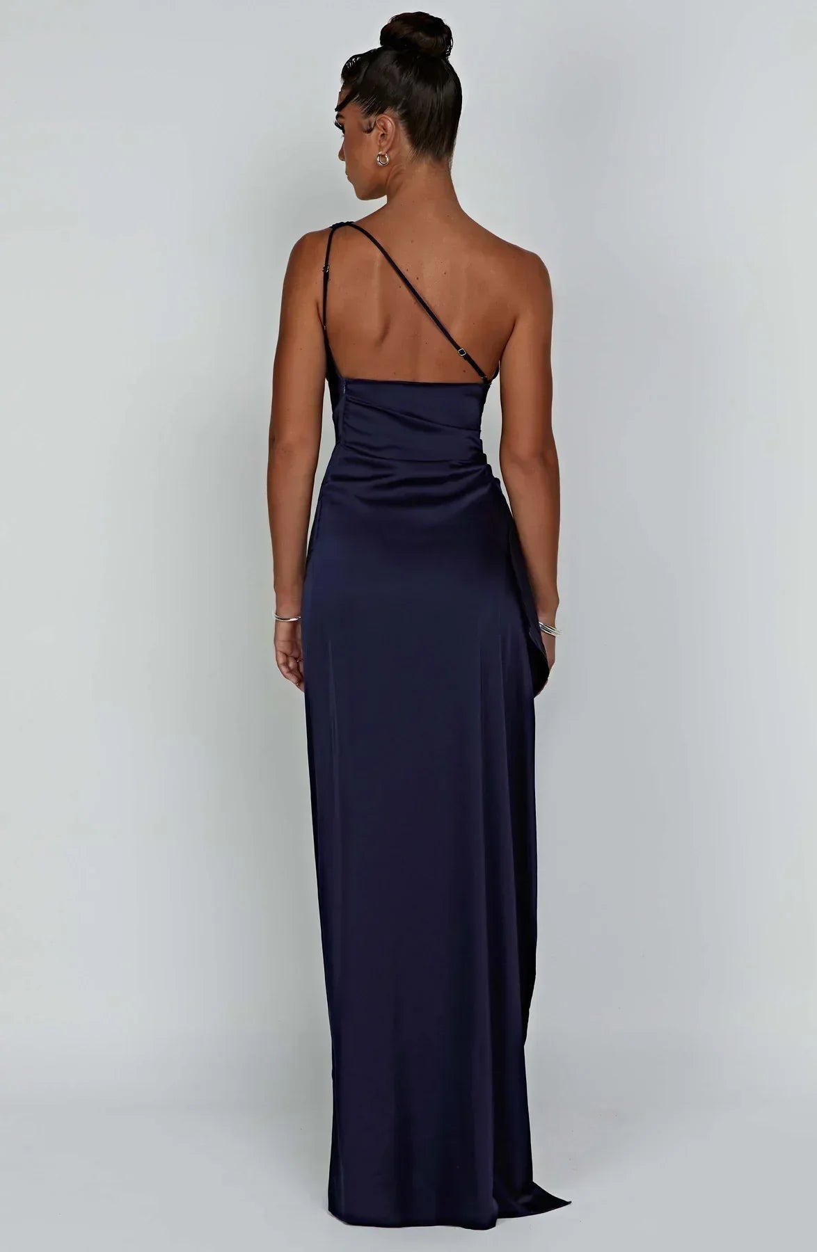 Elegante Satijnen One Shoulder Maxi Galajurk met Hoge Split