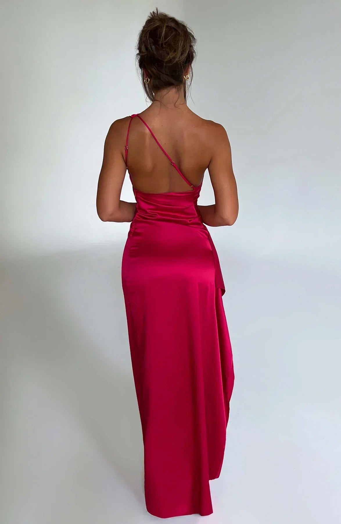 Elegante Satijnen One Shoulder Maxi Galajurk met Hoge Split