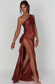 Satynowa długa suknia wieczorowa maxi na jedno ramię z wysokim rozcięciem dla kobiet