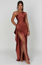 Elegant Satin One-Shoulder Maxi Evening Dress with High Slit