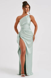 Elegant Satin One-Shoulder Maxi Evening Dress with High Slit