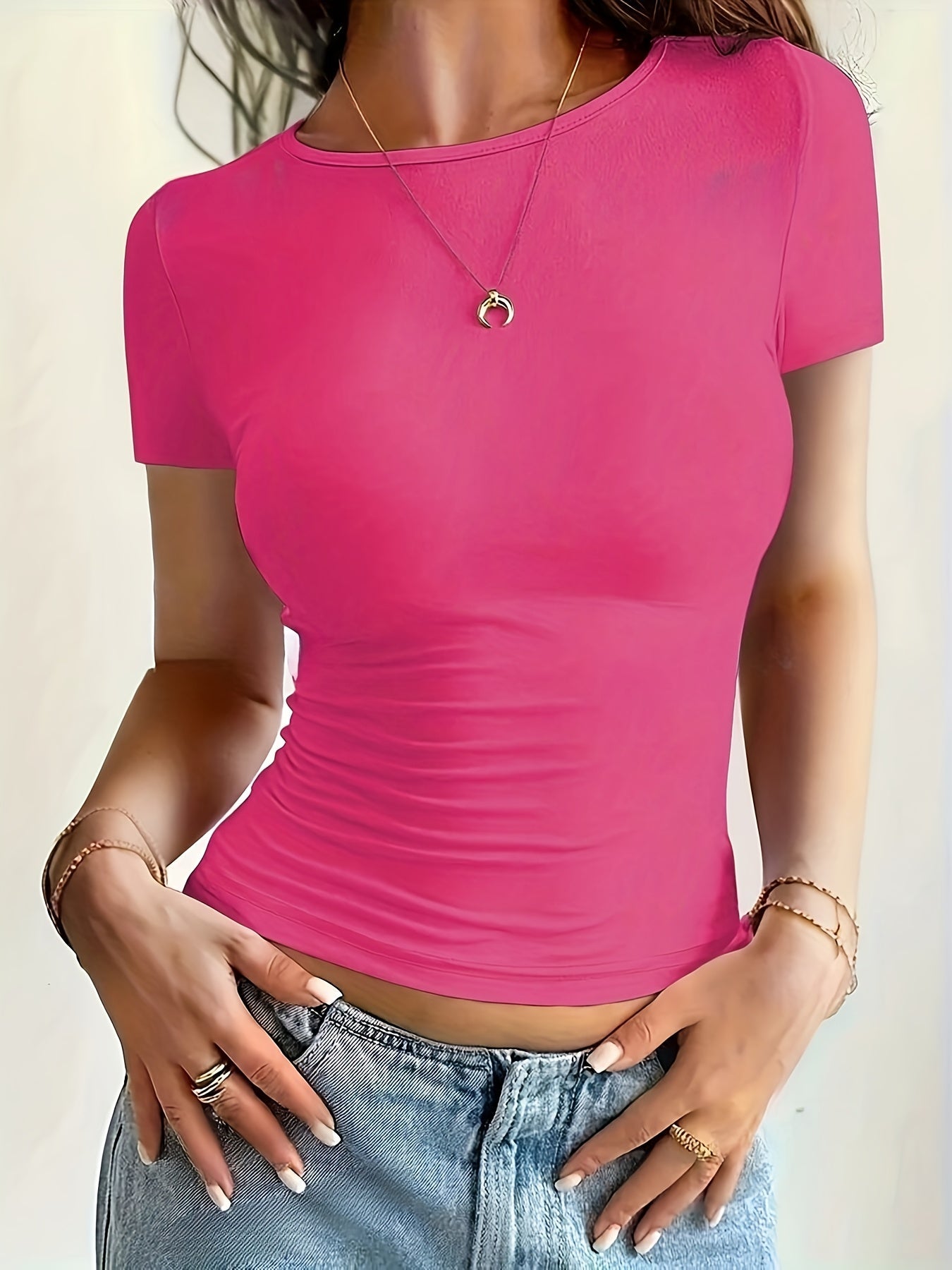 Kyana - Aansluitend basic T-shirt met stretch