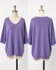 Lightweight Tunic Top with V-Neck and Three-Quarter Sleeves for Women