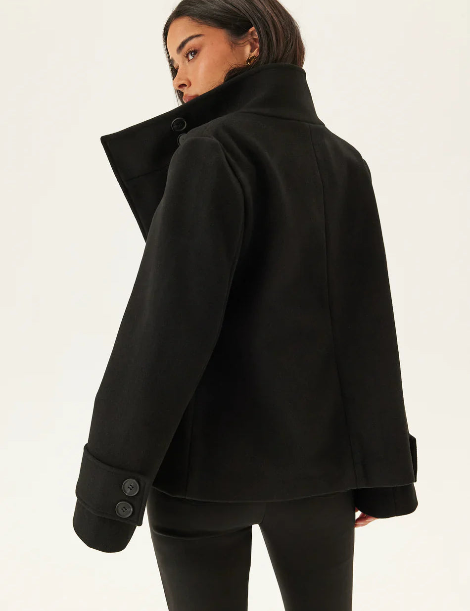 bubbleroom-high-neck-short-coat-black_2.webp