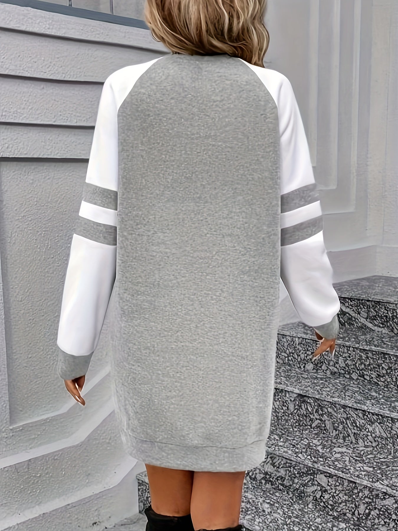 Sportieve Tweekleurige Mini Sweaterjurk Voor Dames Met Lange Mouwen