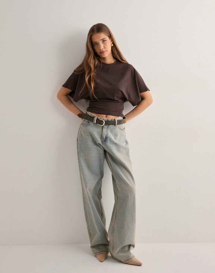 T-shirt décontracté à manches larges et coupe cintrée pour femmes