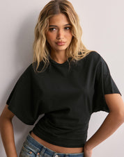 T-shirt décontracté à manches larges et coupe cintrée pour femmes