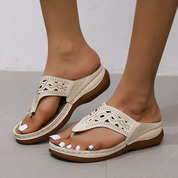 Comfort teen sandals with openwork detail for women