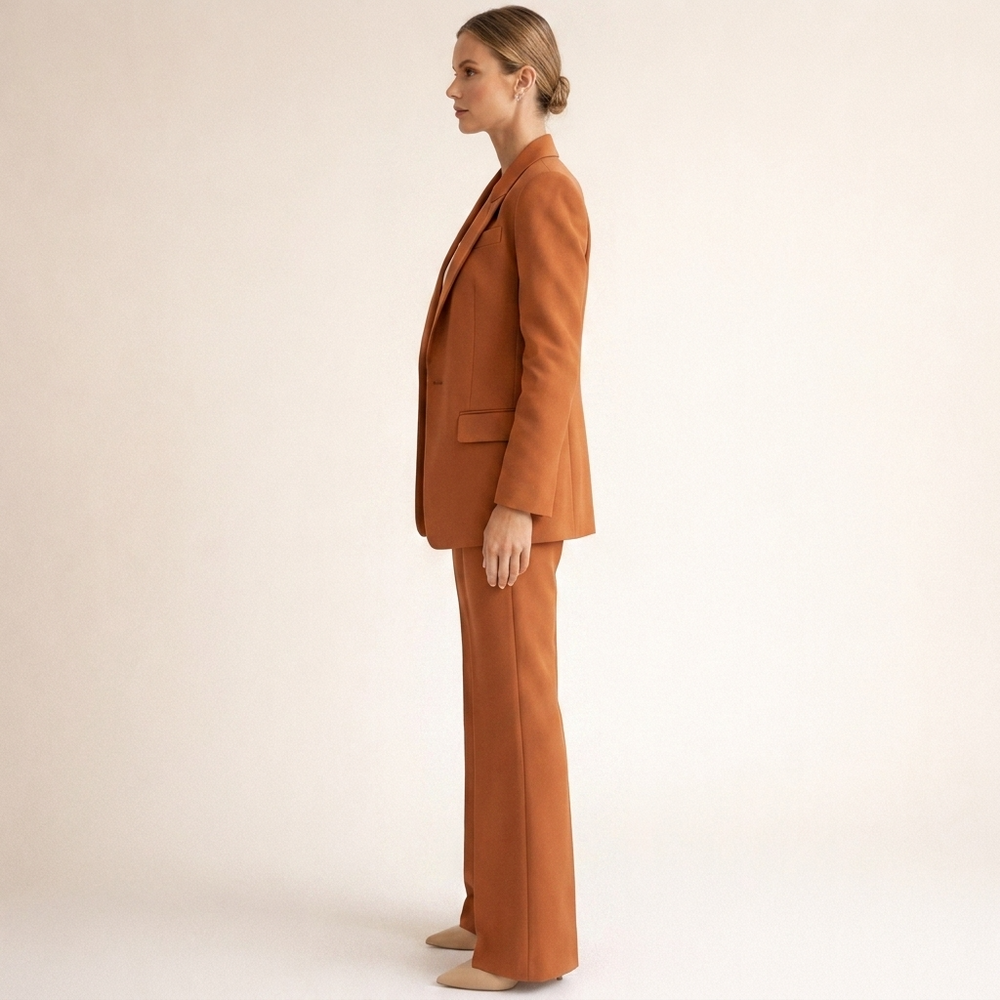 Dames Tijdloos Pak met Uitlopende Broek en Reverskraag