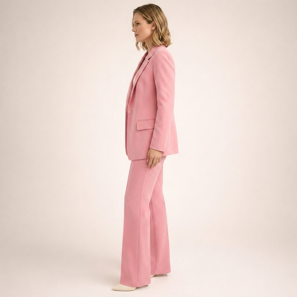 Dames Tijdloos Pak met Uitlopende Broek en Reverskraag