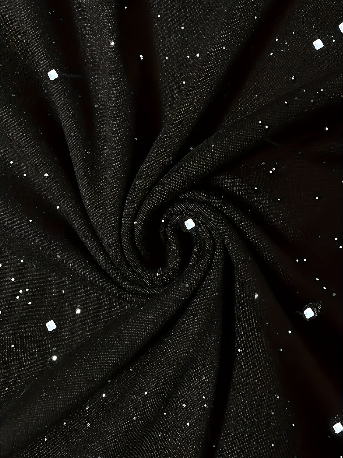 Robe cocktail mini bodycon pailletée pour femmes avec col asymétrique et volants