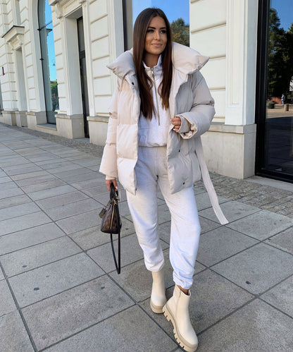 Stijlvolle Gewatteerde Puffer Winterjas met Ceintuur voor Vrouwen