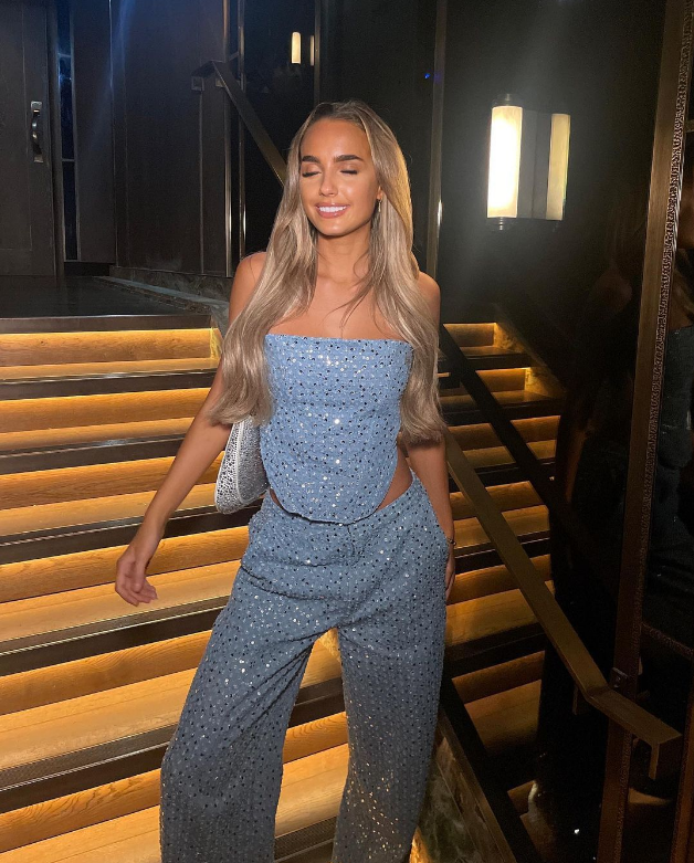 Komplet z Cekinami z Bezramkowym Topem dla Kobiet