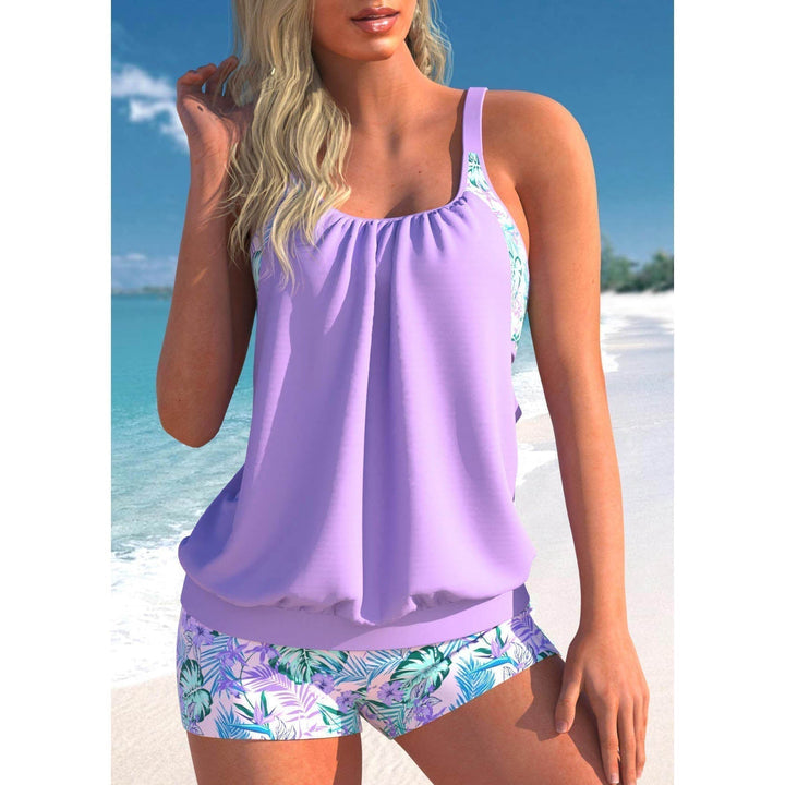 Stylowy damski zestaw tankini z luźnym topem i szortami