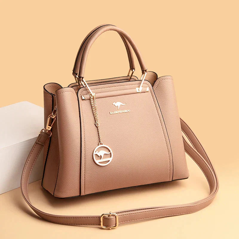 Sac à main de luxe pour femmes avec détails raffinés et design intemporel